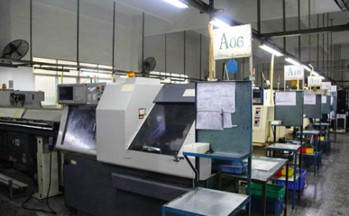 機械廠干數控機加工,夏天到底有多熱?看看照片對比圖就明白了