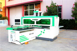 數控六面鉆在板式家具生產中的重要作用讓它成為家具廠必不可少的設備